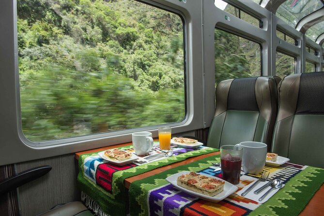 Private Machu Picchu Day Tour by Panoramic Train - Lunch and browsing in Aguas Calientes