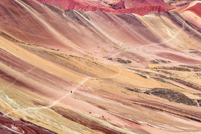 Private Rainbow Mountain Tour From Cusco – Vinicunca Rainbow Mountain - Time on the mountain: your photos, your snack, your breathing