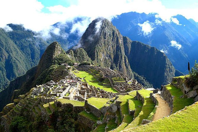 Private Tour: 2-Day Exploration of the Sacred Valley and Machu Picchu - Price and Value: Is $549 Worth It?