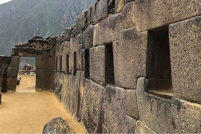 Private Tour Sacred Valley, Chinchero, Maras Moray, Ollantaytambo - A full Sacred Valley day, planned tightly from Cusco