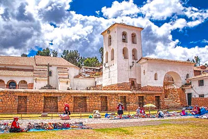 Private Tour Sacred Valley, Chinchero, Maras Moray, Ollantaytambo - Chinchero at first light: archaeology plus textile culture