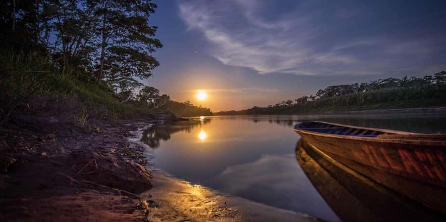 Puerto Maldonado: 3-hour sunset boat ride - Getting on the River at 16:30, Back by 19:30