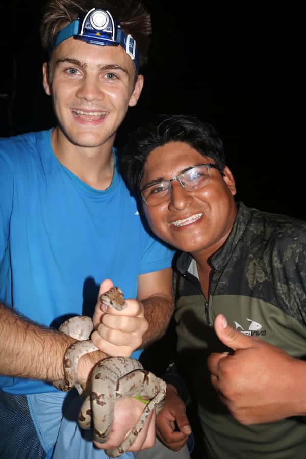 Puerto Maldonado: Jungle Night Tour with Sloths & Tarantulas - Entering the jungle after dark in Puerto Maldonado