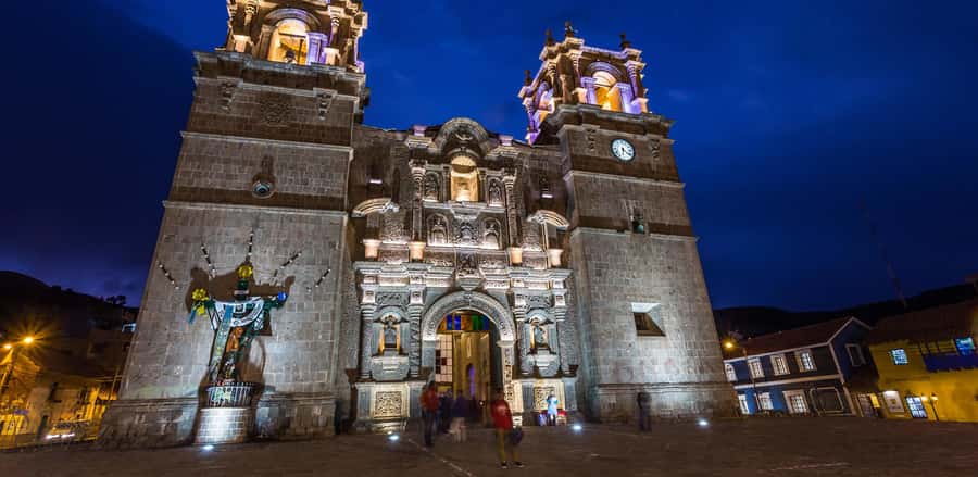Puno: History and Culture Walking Tour - Starting at Plaza de Armas, you get oriented fast in Puno