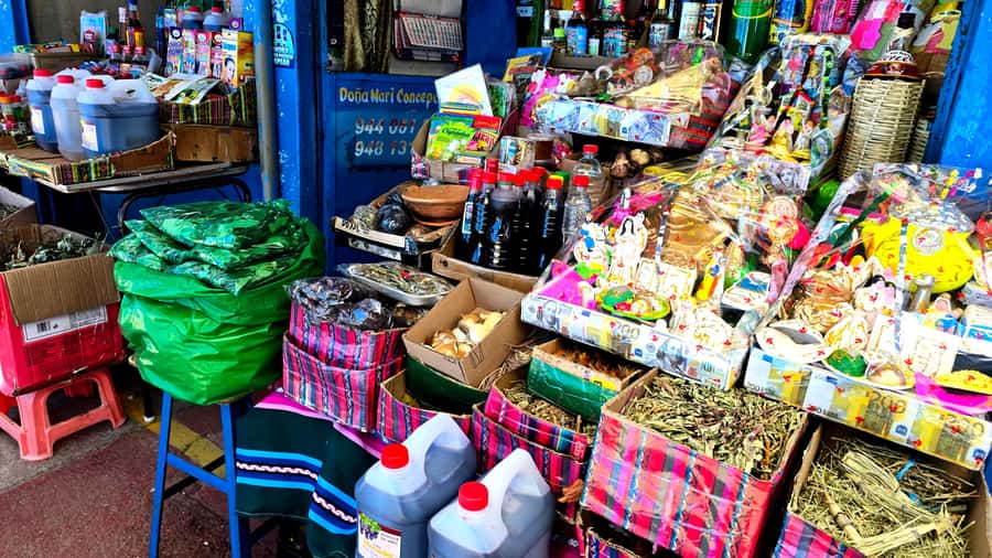 Puno: History and Culture Walking Tour - Carlos Dreyer Museum stop: jewelry, ceramics, textiles