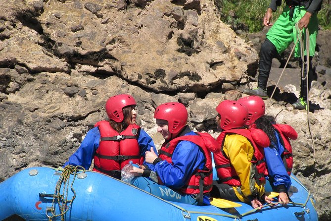 Rafting & Zip line Urubamba River 1 Day - The lodge rhythm: lunch, sauna, hot showers, and a real reset