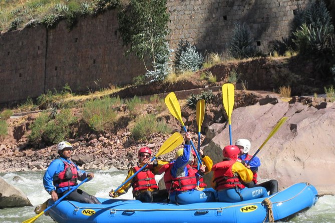 Rafting & Zip line Urubamba River 1 Day - Equipment and what to wear so you stay warm and steady