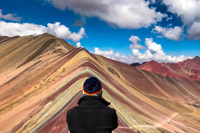 Rainbow Mountain Beat-the-Crowd: 7 AM Departure (Small groups) - Summit rituals, Ausangate views, and what makes the top special