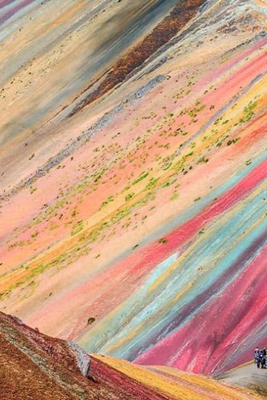 Rainbow mountain horseback riding tour + Buffet Lunch - Horses for the ascent only: how to plan around it