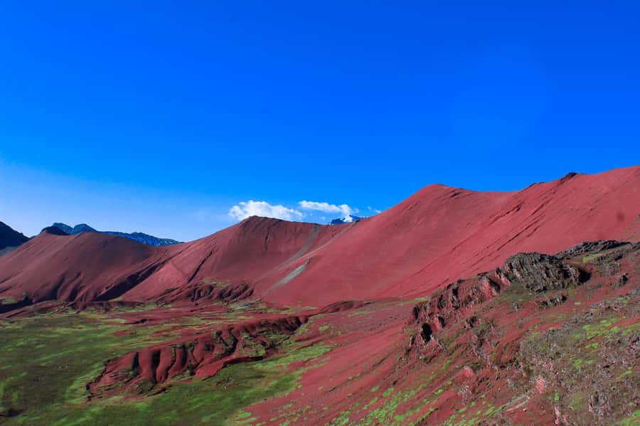 Rainbow Mountain Vinicunca Short Route + Red Valley - The early morning rhythm: pickup, breakfast, and trail logistics