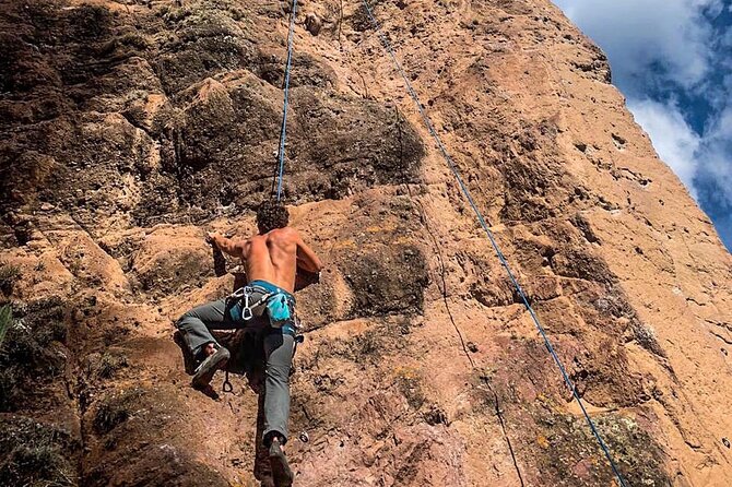 Rock Climbing full day - Picnic lunch and a realistic feel for the 6-hour 30-minute day