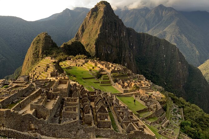 Sacred Valley Experience and Machu Picchu Sunrise 2-day Journey - Sacred Valley to Machu Picchu in two days: why this route works