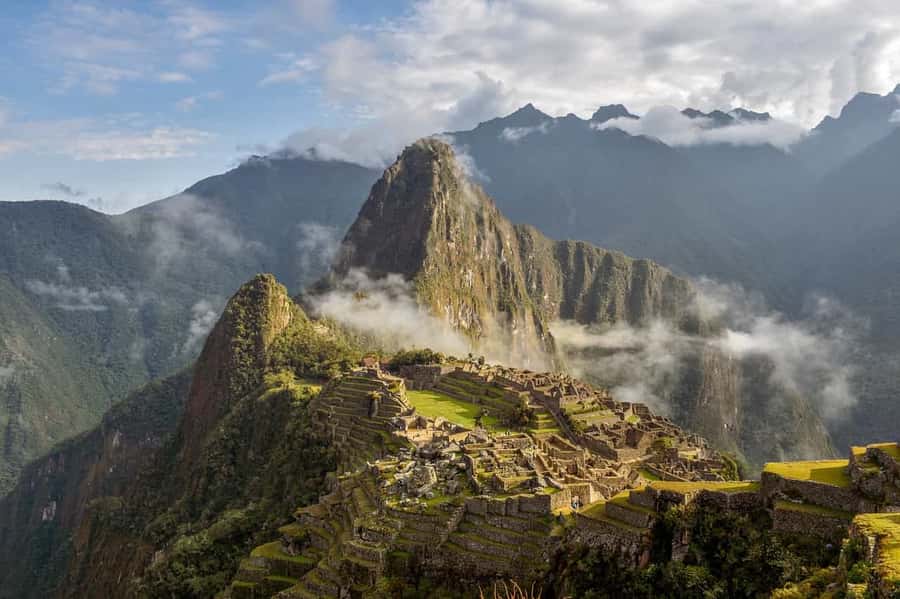 Sacred Valley & Machu Picchu by Train: 2-Day, 1-Night Tour - Day 1 in the Sacred Valley: Alpacas, textiles, Pisac, and Inca engineering