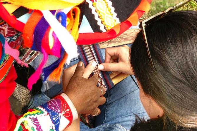 Sacred Valley Textile Workshop – Dyeing & Weaving in Cusco - Getting started in Cusco: 8:30am pickup and the countryside drive