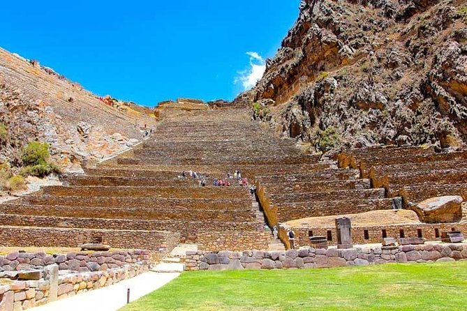 Sacred Valley VIP Tour with Maras and Moray from Cusco - Pisac archaeological park and market in one shot