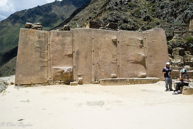Sacred Valley with Peru Vip : Pisac, Ollantaytambo and Chinchero - Pisac archaeological park: fortified Inca stonework at 2,972 meters