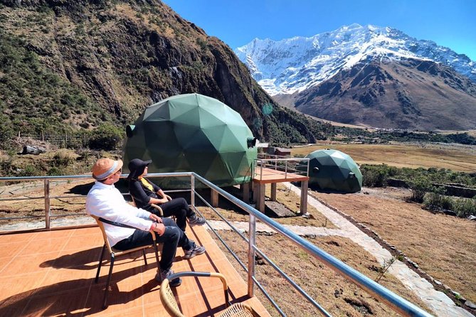 Salkantay Trek 4 Days to Machu Picchu by Glamping Sky Lodge Dome - From Cusco to the Salkantay trailhead, starting before the sun