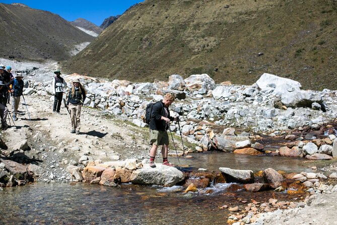 Salkantay Trek Challenge – 3 Days / 2 Nights - Safety and altitude: oxygen, communication, and smart preparation
