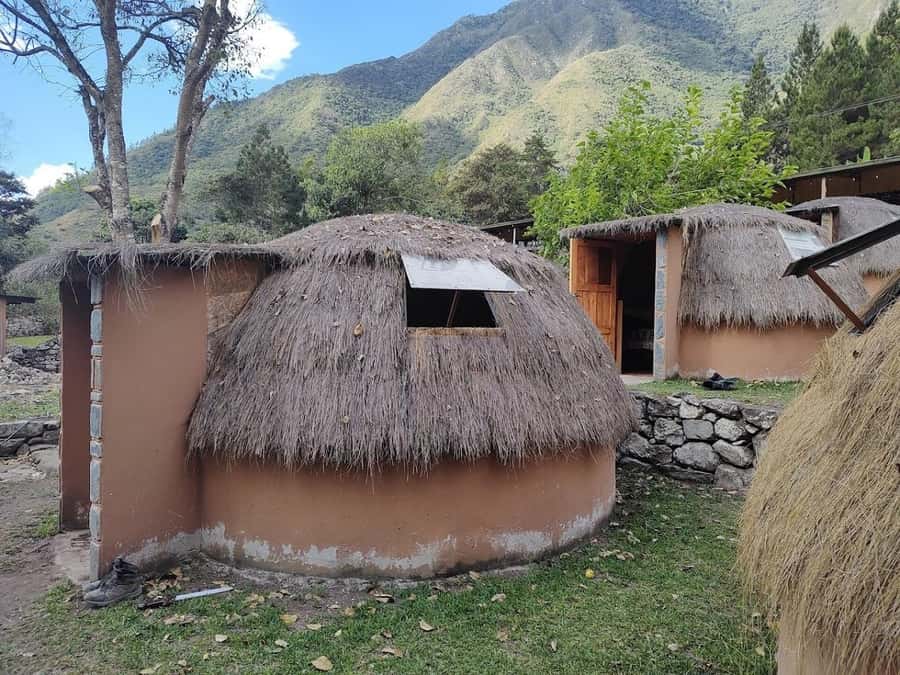 Salkantay trek to Machu Picchu – 5D/4N – Premium - Day 4: Lucmabamba to Llactapata, Hydroelectric, and Aguas Calientes
