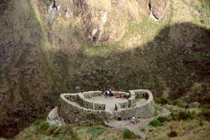 Short Inca trail to MachuPicchu || 2days - 1nigth || - The price of $670 and where the value comes from