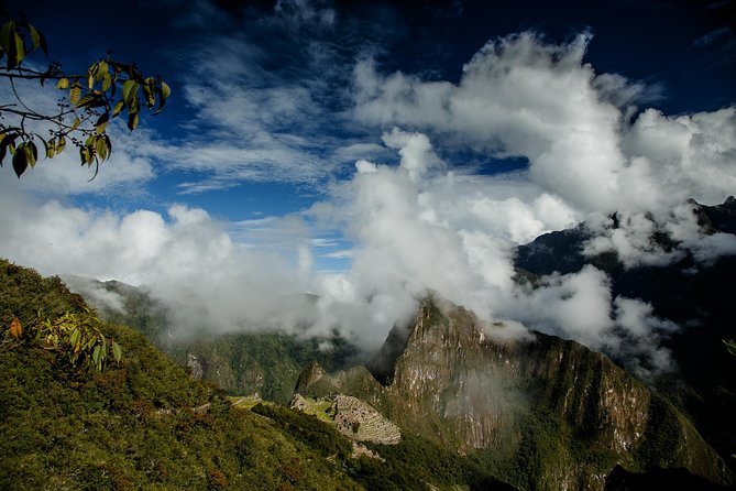 Short Inca trail to MachuPicchu || 2days - 1nigth || - Guides make the difference, and you will feel it