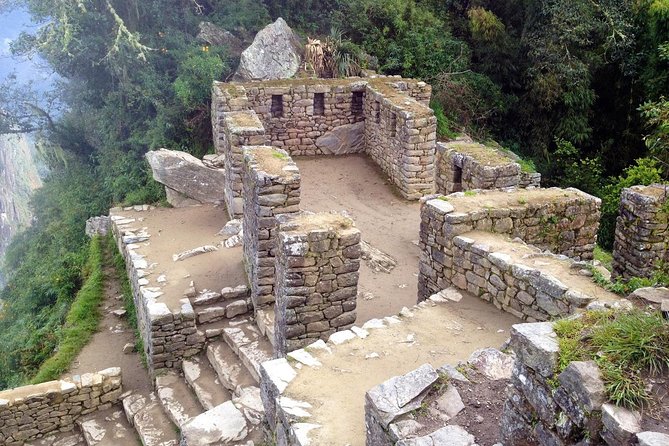 Short Inca trail to MachuPicchu || 2days - 1nigth || - What is actually walking here, and what is not
