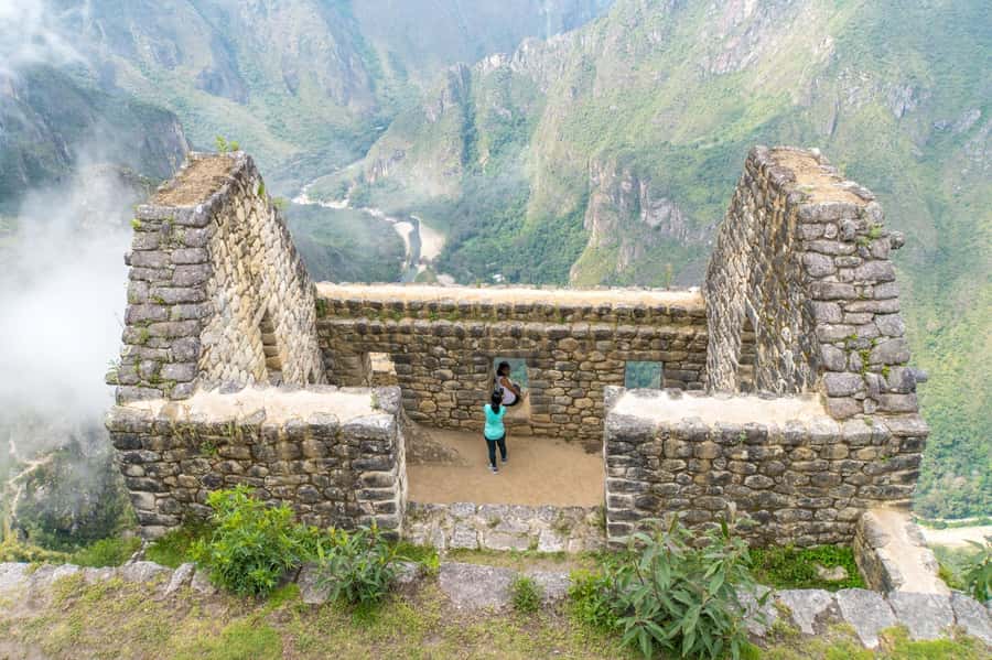 Tour Machu Picchu + Mountain of Huayna Picchu 2 days - Day 2 Machu Picchu, a guided entry window that keeps you moving