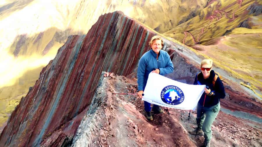 Tour Pallay Punchu Trek Full Day - Layo Canas and Cusipata: where the day turns from climb to community