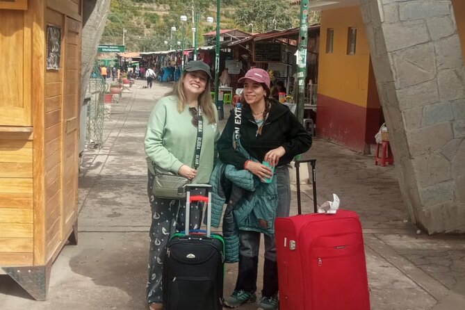Transfer from Cusco to Ollantaytambo - Vehicle type: comfortable car, or bigger ride for bigger groups