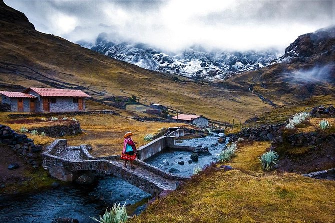 Ultimate Lares Trek & Inca Trail 5 days - Day 3: downhill to Huaran, Salineras, Ollantaytambo, and a more settled night