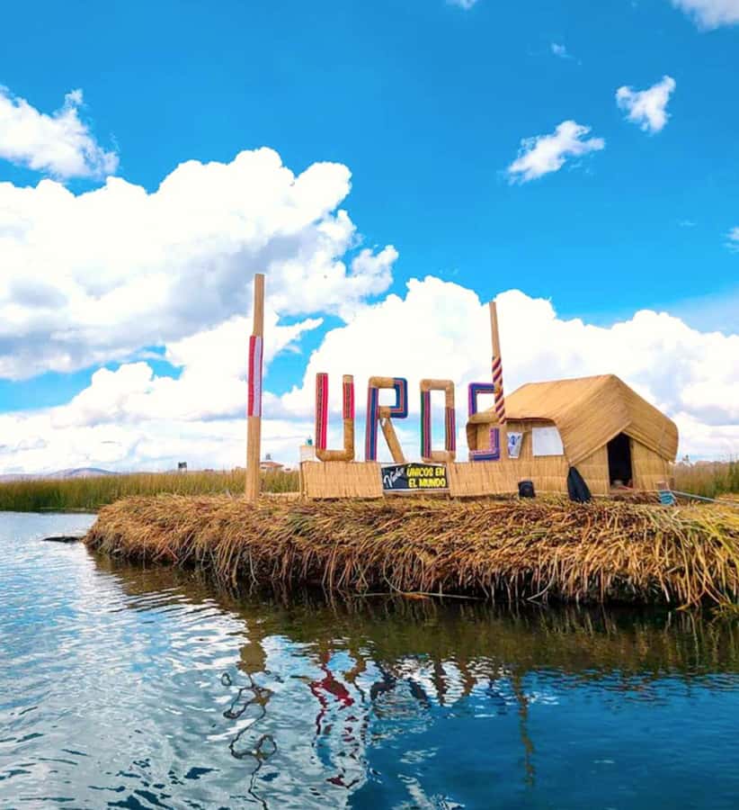 Uros Floating Islands Tour in Puno - Reed Boat Option and the Main Square Stop