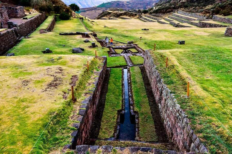 Valle Sur Cusco | half day - Andahuaylillas Chapel: Gold Leaf Altars and Baroque-Style Paintings