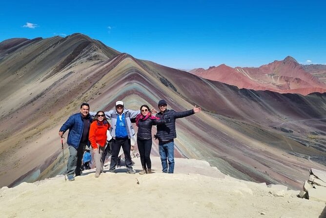 Vinicunca Rainbow Mountain Full-Day Tour from Cusco - The Vinicunca trek: 4 km of color plus altitude coaching