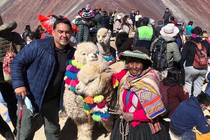 Vinicunca Rainbow Mountain Full-Day Tour from Cusco - What to pack for Vinicunca cold, wind, and wet trail moments